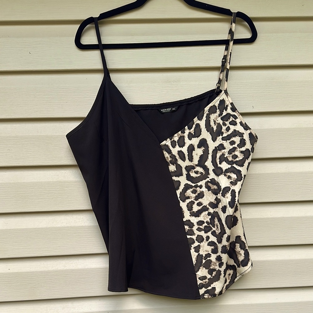 Shein tank top, never worn, no tags size 2xl(size 16)